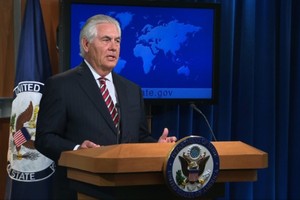 美國國務卿蒂勒森當地時間27日說，朝鮮最新一次試射導彈是“挑釁行為”，但美方將繼續尋求和平方式解決朝鮮半島核問題。（圖源：CNN視頻截圖）