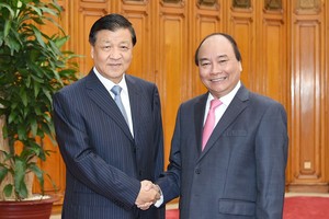 政府總理阮春福接見中共中央政治 局常委劉雲山。（圖源：VGP）