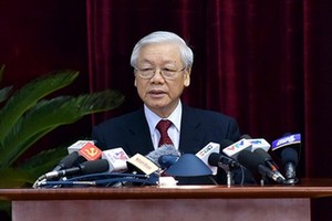 阮富仲總書記致開幕詞。