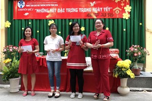 參加活動的獲獎者。