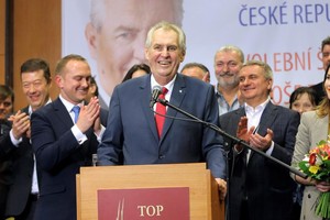 捷克現任總統澤曼贏得連任。（圖源：路透社）