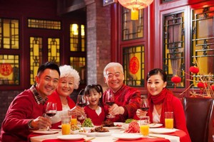 溫馨團聚時刻倍珍惜。（示意圖源：互聯網）