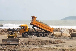 該項目出現多個違規行為，特別是填海事宜已影響到芽莊灣國家名勝景點。（圖源：晉祿）