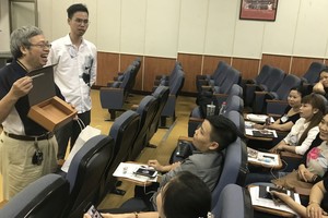 台資大發公司員工抵達台南參加文化創意產業旅遊學團活動。