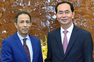 國家主席陳大光接見卡塔尼大使。