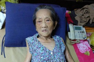 年逾古稀的蔡楚珍身體很衰弱。