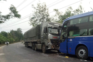 該起交通事故現場，導致3人受傷。