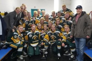 洪堡野馬冰球青年隊部分成員在車禍中離世。（圖源：Especial）