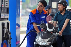 汽油每公升漲價 592 元。（示意圖源：互聯網）