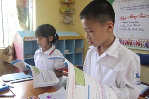 河內市維持原來的招生方式，按郡、縣、市人委會規定的招生路線，實行審核錄取方式；繼續在河內市使用在線招生輔助軟件。（示意圖源：永河）