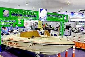 我國某一塑料公司在國際橡膠塑料工業展覽會上推介的塑料產品。（示意圖源：互聯網）