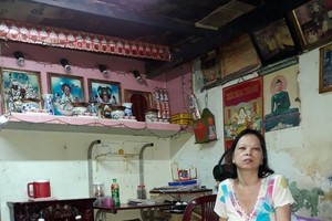 駱嬌請求協助修繕房屋。