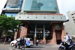 由本市房屋經營管理一成員有限責任公司出租位於第一郡阮惠街8號的 房地產。