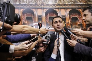 五星運動領袖迪馬約透露，同意再嘗試籌組政府。（圖源：AP）