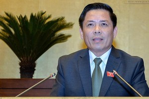 交通與運輸部長阮文體將於本月4日上午首次答詢國會代表的質詢。（圖源：Quochoi.vn）