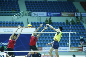 國際男子排球賽比賽一瞥。