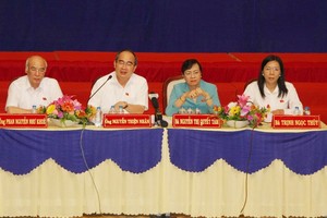 本市國會代表團與第二郡選民接觸。（圖源：進力）