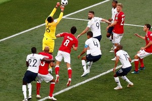 兩隊全場進攻次數甚少。（圖源：互聯網）