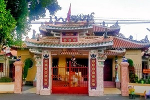 阮忠直祠大門一瞥。（圖源：互聯網）