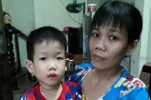 畢永倫小朋友聽力很弱。