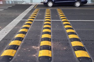 減速帶。（示意圖源：互聯網）