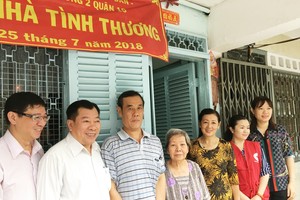 溫情屋轉交儀式一瞥。