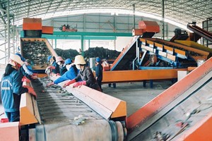 本市致力現代化垃圾處理系統。