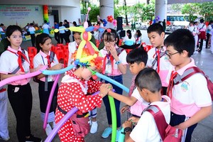 夏令營活動一瞥。（圖源：雄科）