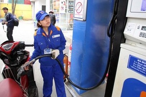 汽油售價穩定照舊不變。（示意圖源：互聯網）