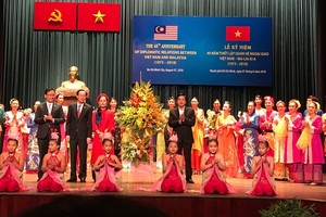 圖為越南與馬來西亞建交45週年(1973-2018)紀念儀式場景一隅。（圖源：明俠）