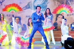 畢寶藤傾力演出一瞥。