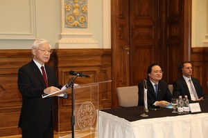 阮富仲總書記在會議上發言。（圖源：越通社）