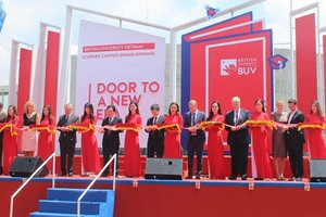 越南英國大學落成剪綵儀式。（圖源：VTC News）