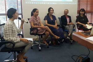 與會者在研討會上交流意見。（圖源：朱良）