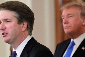 特朗普在周五下午下令對他提名的最高法院大法官提名人卡瓦諾進行“補充調查”。 （圖片來源：路透社）