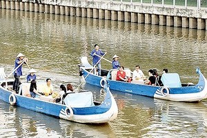 市民參觀饒祿-氏藝涌旅遊線。