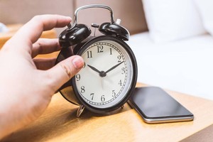 睡前兩小時，養生黃金期。（示意圖源：互聯網）