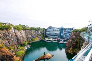 上海佘山世茂洲際酒店。