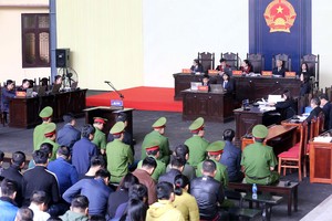 網絡賭博案庭審現場。（圖源：忠堅）