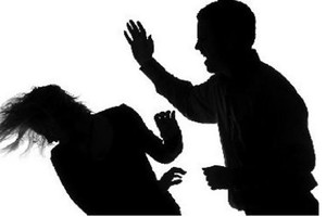 根據綜合數據顯示，自2009至2017年，合計有29萬2268起家暴案件，即年均約3萬6534起。（示意圖源：互聯網）