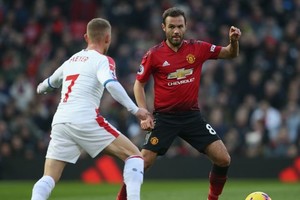 曼聯準備續約馬塔（右）。（圖源：互聯網）