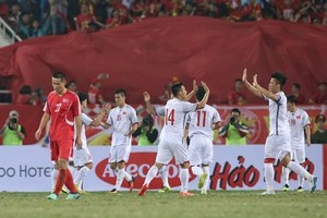 越南隊慶祝進球。