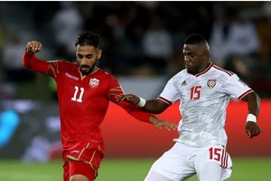 阿聯酋-巴林(紅衣)比賽一瞥。（圖源：互聯網）