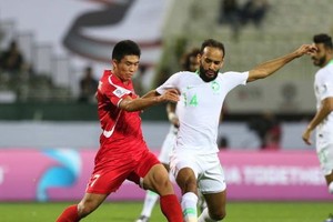 沙特阿拉伯（白衣）大勝朝鮮隊。（圖源：互聯網）