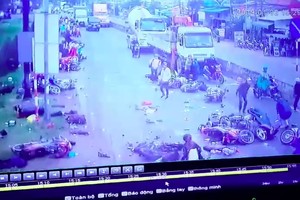 本月2日在隆安濱瀝縣發生的一起嚴重交通事故，致多人死傷。（圖源：監控視頻截圖）