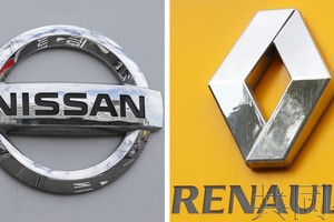 法國政府向日本政府提出本國汽車巨頭雷諾與日產汽車進行經營合併的要求。（圖源：共同社）