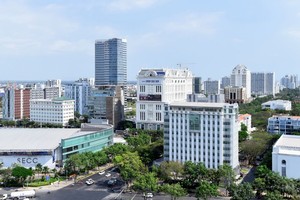 富美興正努力儘早完善一個服務都市面貌。