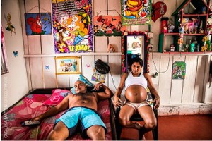 《在哥倫比亞革命武裝力量（FARC）生育禁令後懷孕》, atalinaMartin-Chico, 法國/西班牙, Panos圖片社。（圖源：互聯網）