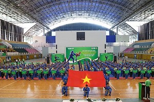 本市學生越武道大賽開幕儀式全景。（圖源：互聯網）