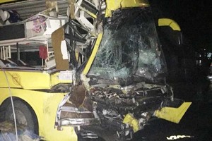 事故現場，1人當場死亡，多人受傷。（圖源：民智）